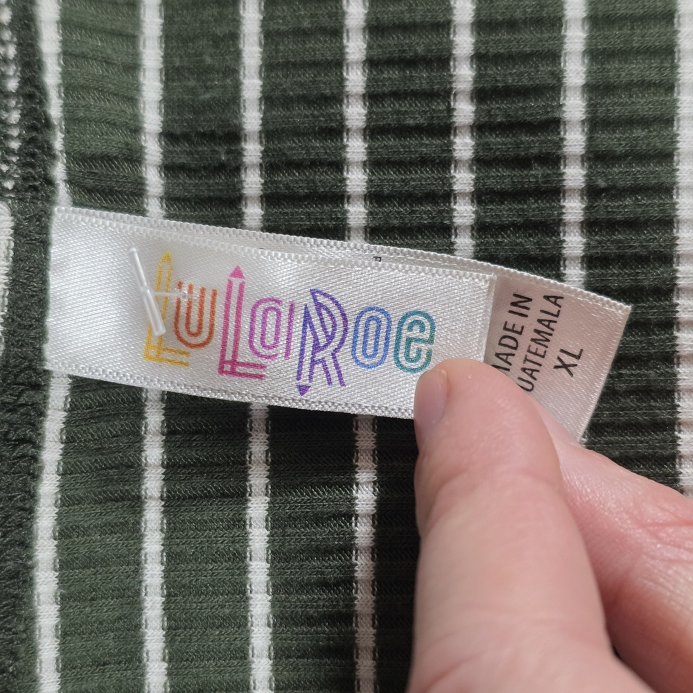 Striped‎ Green Women's Lularoe Top XL - Picture 3 of 6